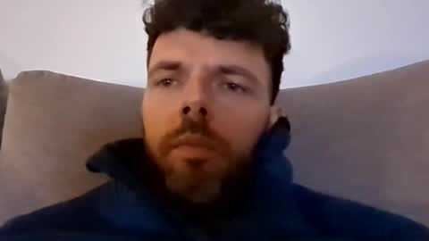 Snapshot of hornypeter1987 chatting on January 8, 9:23 pm Hornypeter online show from January 8, 9:23 pm