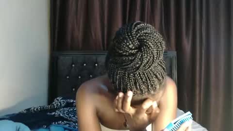 Snapshot of hornyrata chatting on January 11, 2:41 am hornyrata online show from January 11, 2:41 am