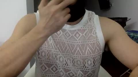 hornyspaniard93 online show from February 3, 12:18 am