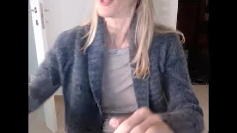 Hornyssima online show from November 26, 8:55 am