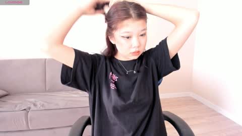 Snapshot of hosina_sayeri chatting on January 29, 9:23 am hosina_sayeri online show from January 29, 9:23 am