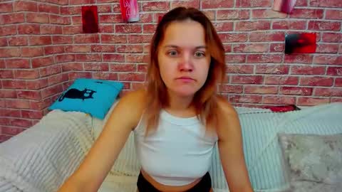 Snapshot of hot___jess chatting on September 14, 4:37 am Jessica online show from September 14, 4:37 am