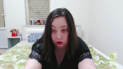Snapshot of hot_and_pretty chatting on January 23, 3:22 pm Lila online show from January 23, 3:22 pm