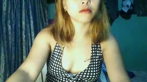 hot_asian69x online show from October 14, 12:19 pm