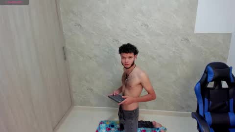 hot bad boy69 online show from March 18, 8:47 pm