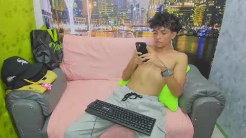 hot bunny online show from December 22, 2:46 pm