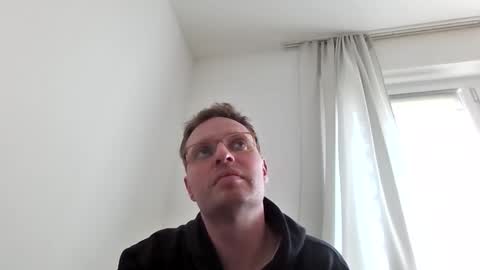 hot_chris1989 online show from March 15, 1:25 pm