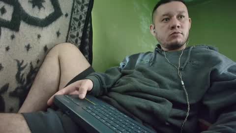 hot_guy36 online show from November 13, 3:47 pm