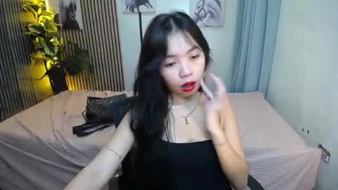 Ms Yen online show from November 15, 12:07 pm