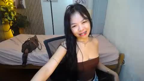 Ms Yen online show from September 27, 2:37 pm