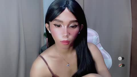 Khianna online show from May 11, 4:15 pm