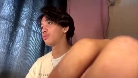 hot_kianxx online show from May 13, 6:34 am