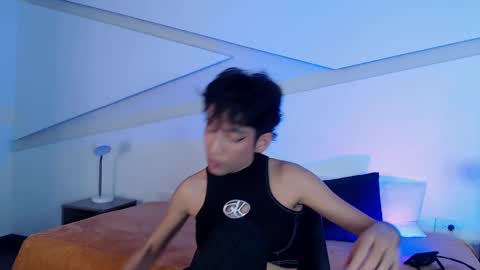 Snapshot of hot_little_bunny chatting on February 19, 9:14 pm Alana online show from February 19, 9:14 pm