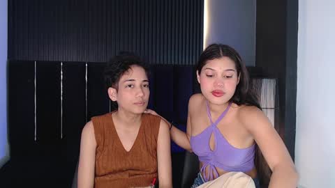 Snapshot of hot_little_bunny chatting on January 29, 9:07 pm Alana online show from January 29, 9:07 pm