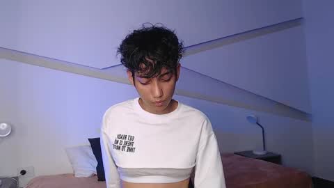 Snapshot of hot_little_bunny chatting on February 28, 9:33 pm Alana online show from February 28, 9:33 pm
