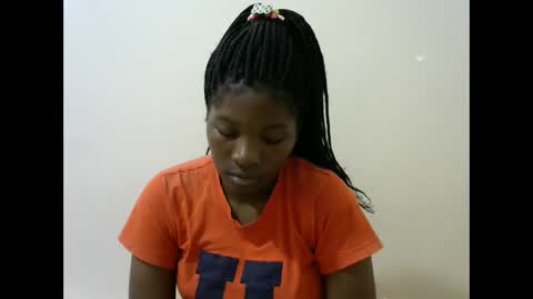 LONNAH online show from February 28, 12:20 pm