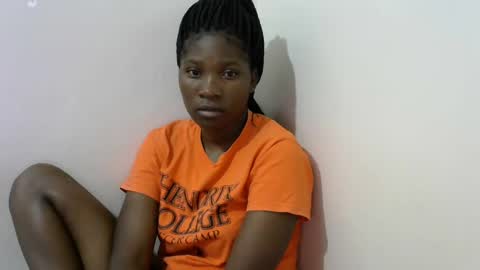 LONNAH online show from February 15, 3:52 am