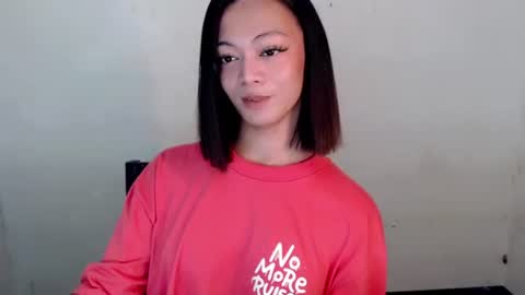 SWEET AGATHA online show from October 19, 7:13 am