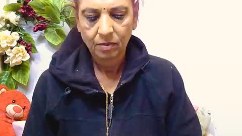 hot queen online show from July 5, 6:31 am
