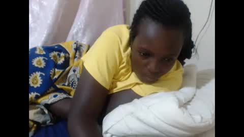 RAYLAH online show from February 28, 11:53 pm