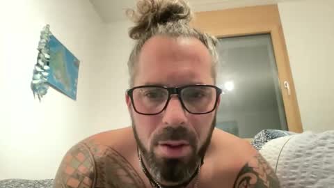 letmedoo2 online show from December 13, 10:38 pm