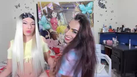 hot_skiiny online show from July 12, 5:43 am