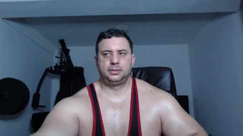 Snapshot of hot_stefano1 chatting on December 28, 4:30 pm Stefano.. online show from December 28, 4:30 pm