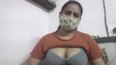 Tanvi online show from April 10, 11:37 am