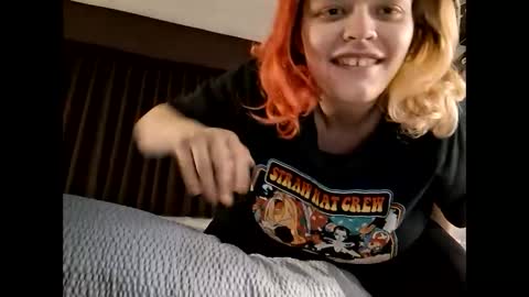 hotandbothered1245 online show from April 16, 3:50 am