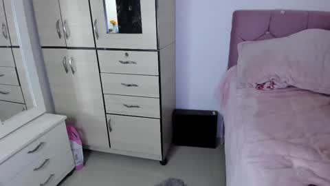 Snapshot of hotbbcwife chatting on February 25, 8:42 pm lesly and ander online show from February 25, 8:42 pm