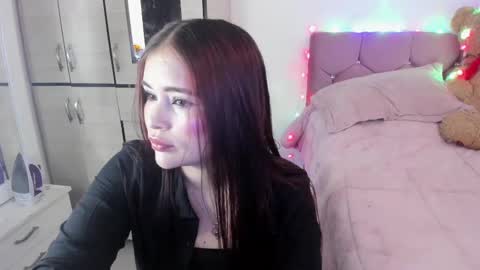 Snapshot of hotbbcwife chatting on February 17, 7:55 pm lesly and ander online show from February 17, 7:55 pm