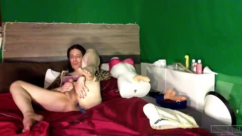 Snapshot of hotbettybellucci chatting on February 23, 9:11 am Betty Bellucci online show from February 23, 9:11 am