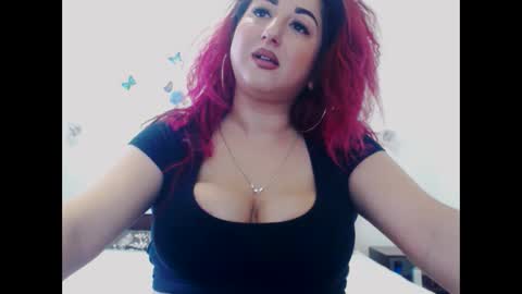 hotboobsmaya online show from January 31, 8:01 am