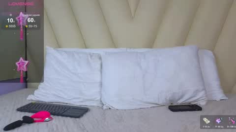 hotboy21_ online show from November 6, 4:37 am