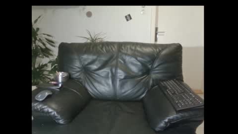 hotboy32891282 online show from October 18, 8:13 pm