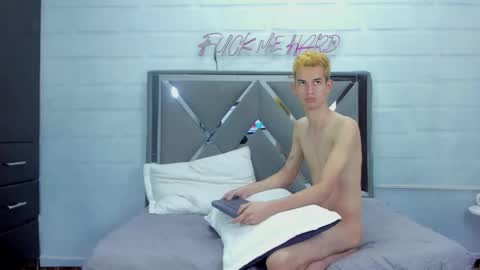 DANIEL AND KEVIN online show from October 20, 6:51 am