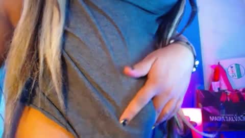 Snapshot of hotbritneyxx chatting on March 1, 4:54 pm hotbritneyxx online show from March 1, 4:54 pm