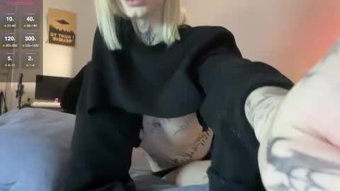 hotchubently online show from September 23, 11:26 am