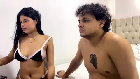 hotcouple1_xx online show from October 22, 3:24 pm