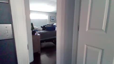 hotdog1124 online show from March 3, 4:05 pm