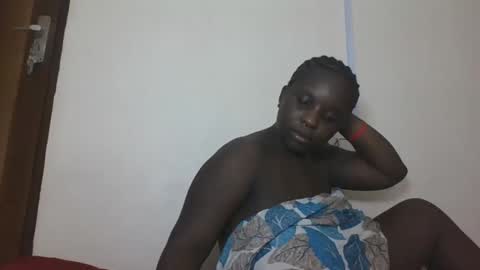 Snapshot of hotebbbyy chatting on December 30, 5:04 am EBBY online show from December 30, 5:04 am