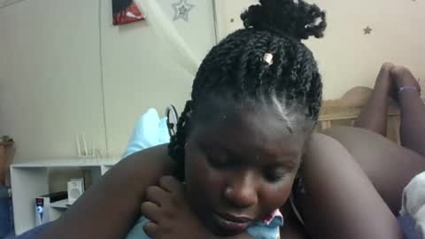 Snapshot of hotebbbyy chatting on January 12, 11:07 am EBBY online show from January 12, 11:07 am
