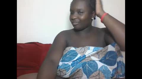 Snapshot of hotebbbyy chatting on January 3, 1:27 am EBBY online show from January 3, 1:27 am