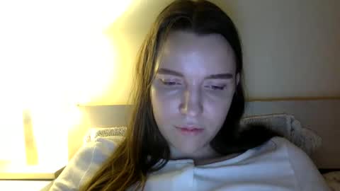 effy online show from December 20, 9:39 pm