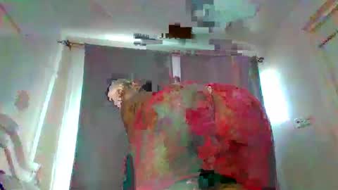 hotfalling706077 online show from December 28, 8:58 am