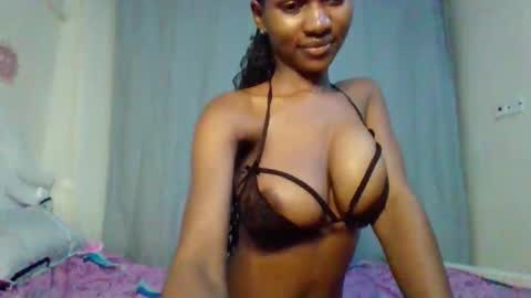 hotfalling706077 online show from December 27, 10:59 pm