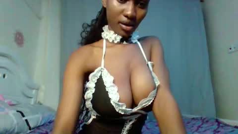 hotfalling706077 online show from December 31, 8:34 pm