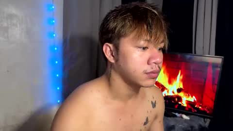 hotfucker_drei online show from November 16, 8:33 pm