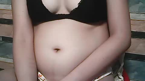 hotfuntasypinay online show from June 21, 2:40 am
