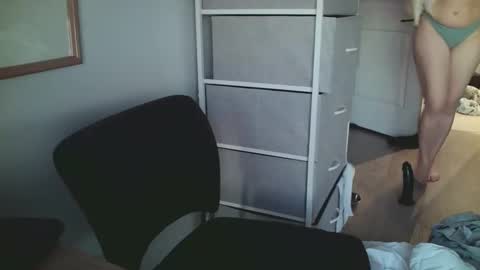 hotgirlbigbutt online show from October 27, 10:21 pm